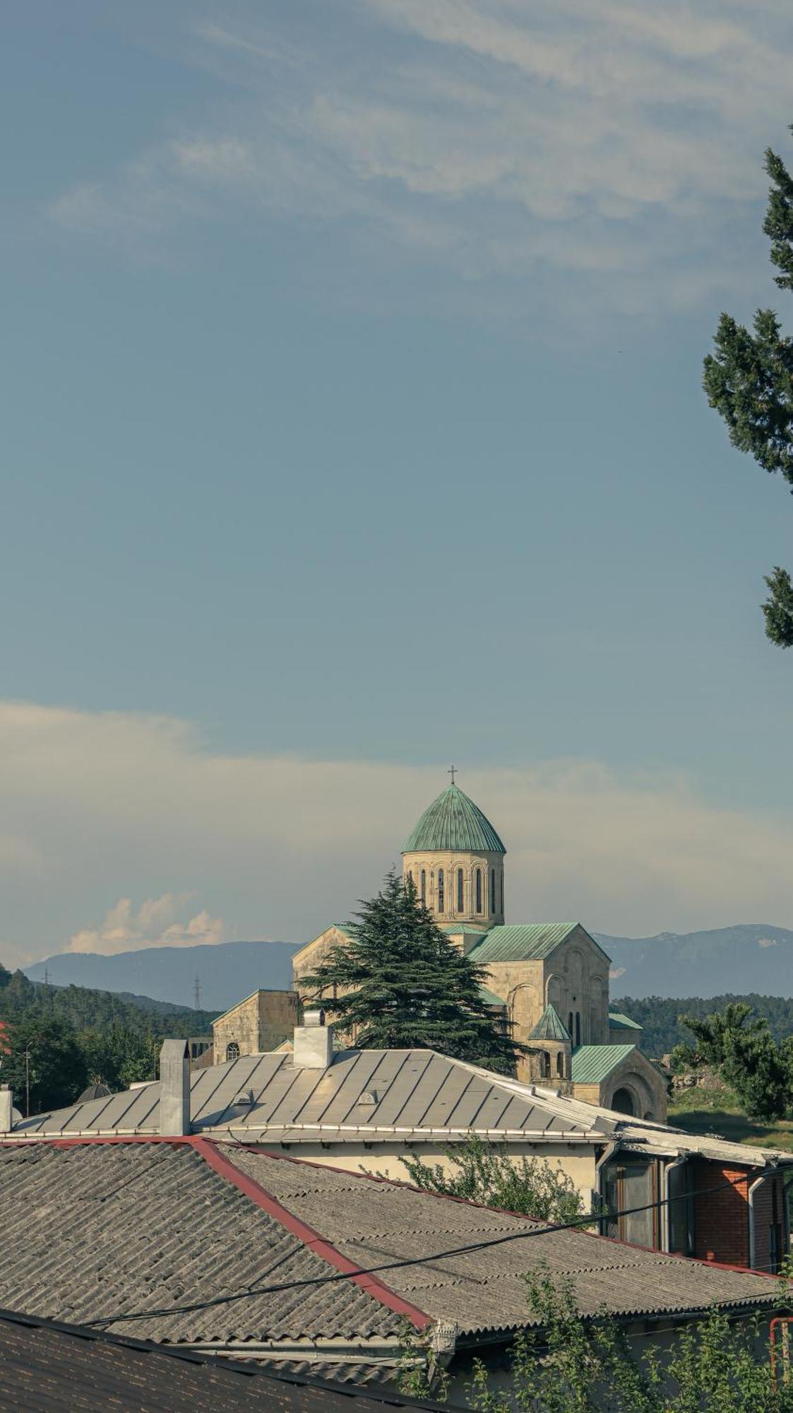 Garden Rooms In Kutaisi Exterior foto