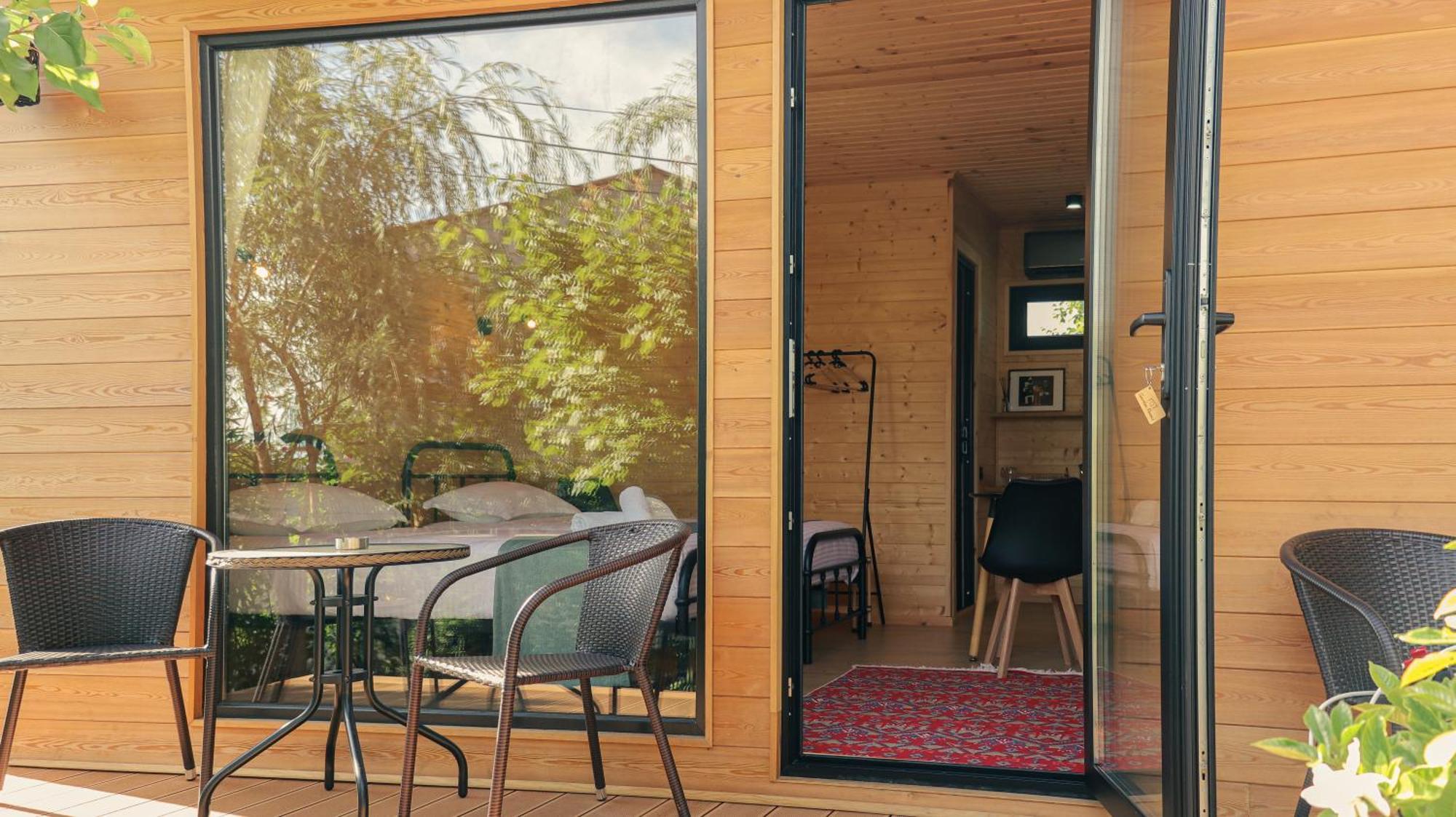 Garden Rooms In Kutaisi Exterior foto